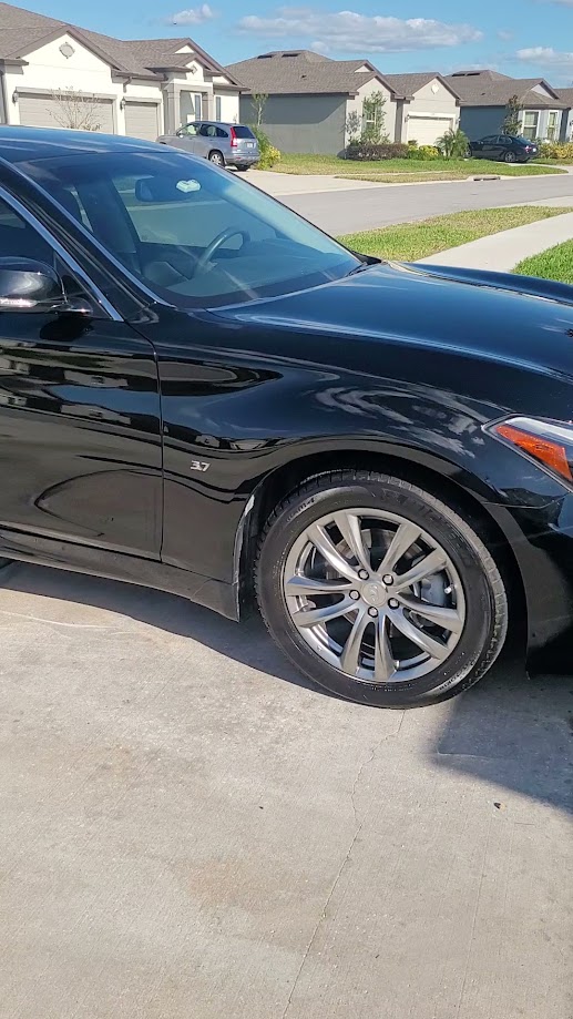 Black Infiniti — exterior detail