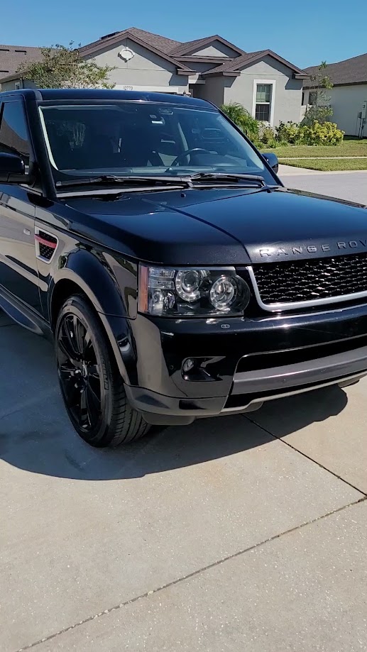 Range Rover Sport — front end
